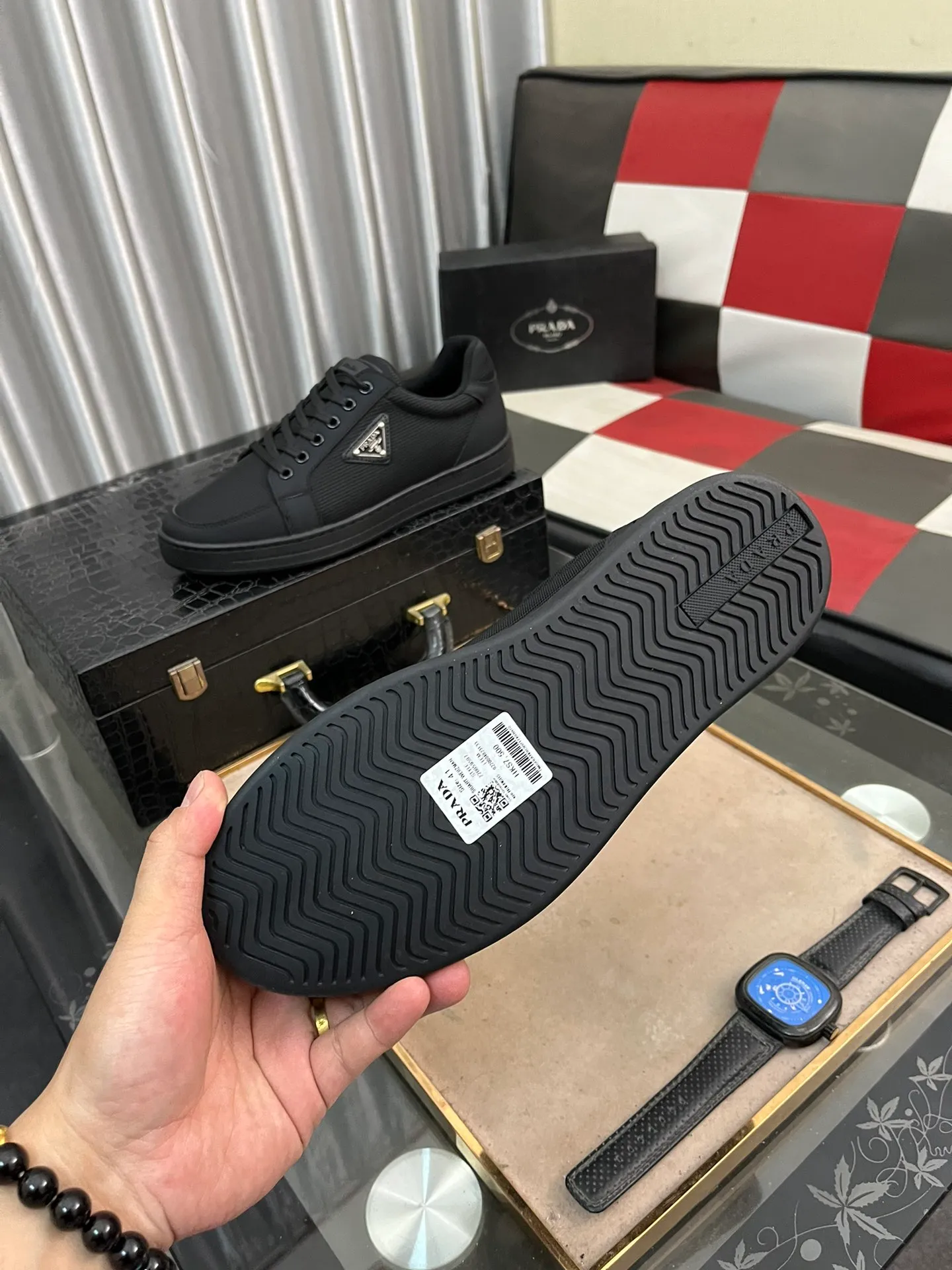 Men's shoes 💰420⌚️⌚️【PRADA】Prada - High-end quality casual sports shoes - Upper: calf leather shoe body with branded metal fasteners, - Inner lining: breathable leather lining - Outsole: ultra-light TPU foam·rubber; molded outsole -Super high quality control·Fine workmanship: highlighted (high-end·luxury·grade) -Size: 38-443️⃣Colors available